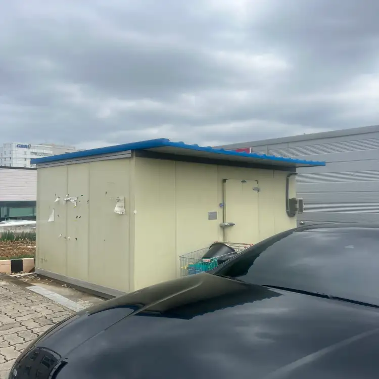 외부에-있는-냉동-저온-냉장-창고-모습