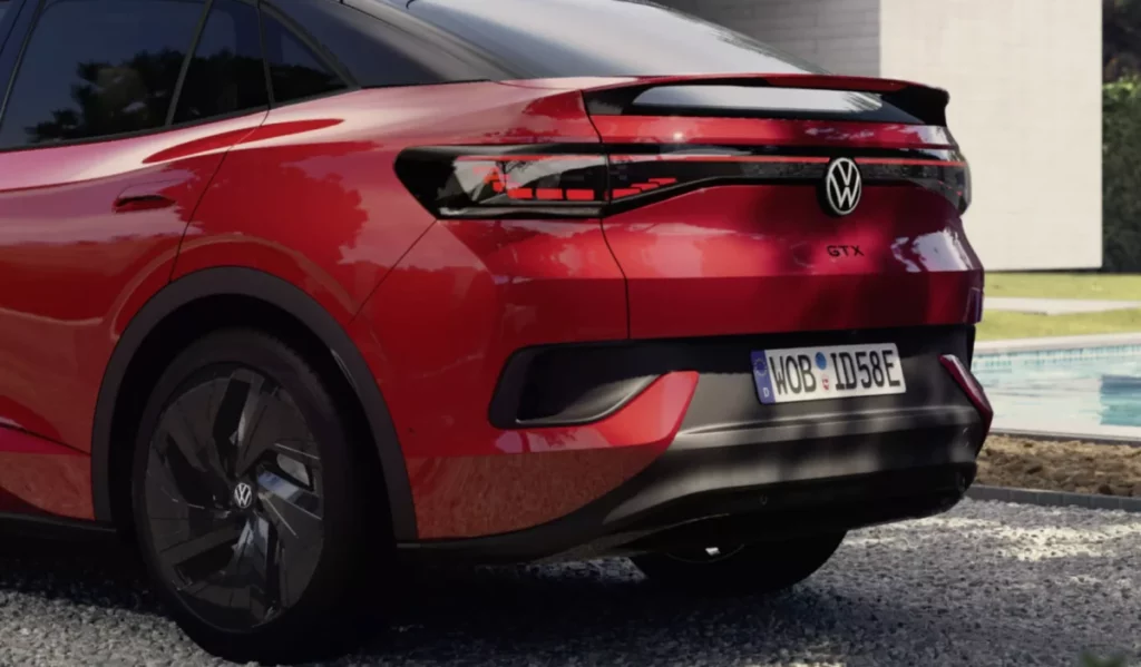 ID5-후면-패스트백-디자인-1