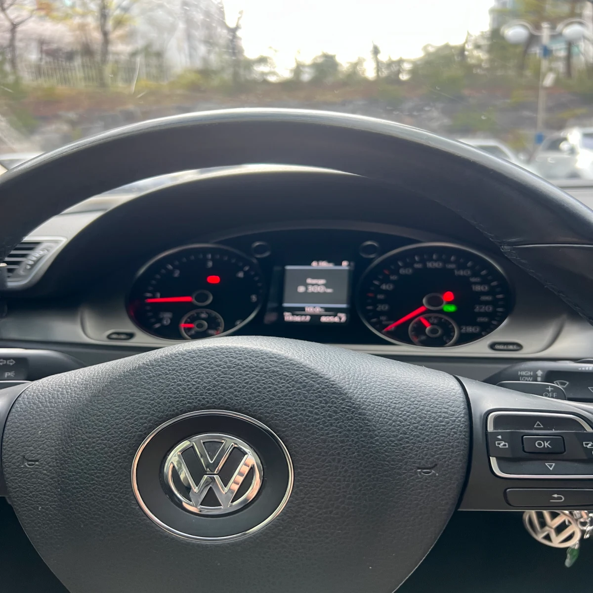 나의-폭스바겐-차량-내부-사진